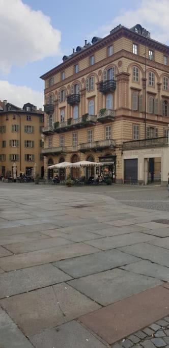 Romantica Mansarda Nel Cuore Di Torino Luaran gambar